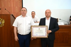 Служение обществу-дело чести!