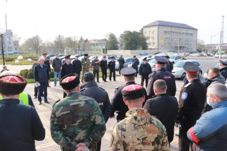 В Тбилисском районе работают мобильные отряды самоконтроля