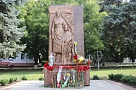 Памятник труженикам тыла и детям войны установлен в станице Тбилисской